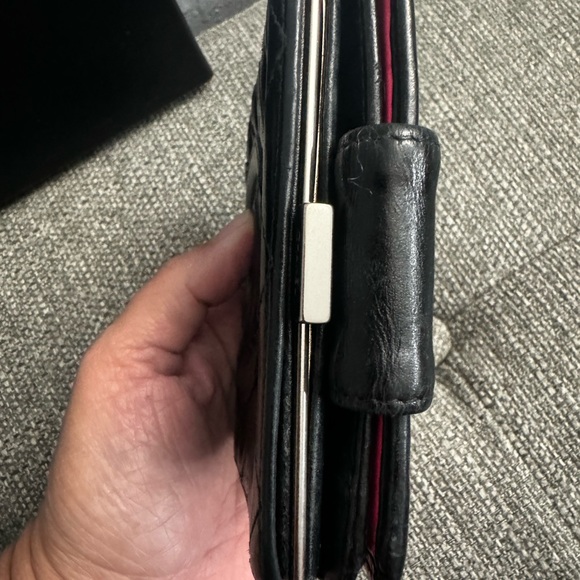 🌺 Chanel cambon compact wallet in black lambskin - Picture 8 of 12